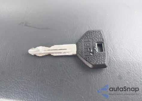 1990 Dodge Dakota from USA, damaged, VIN 1B7GL26X6LS659330